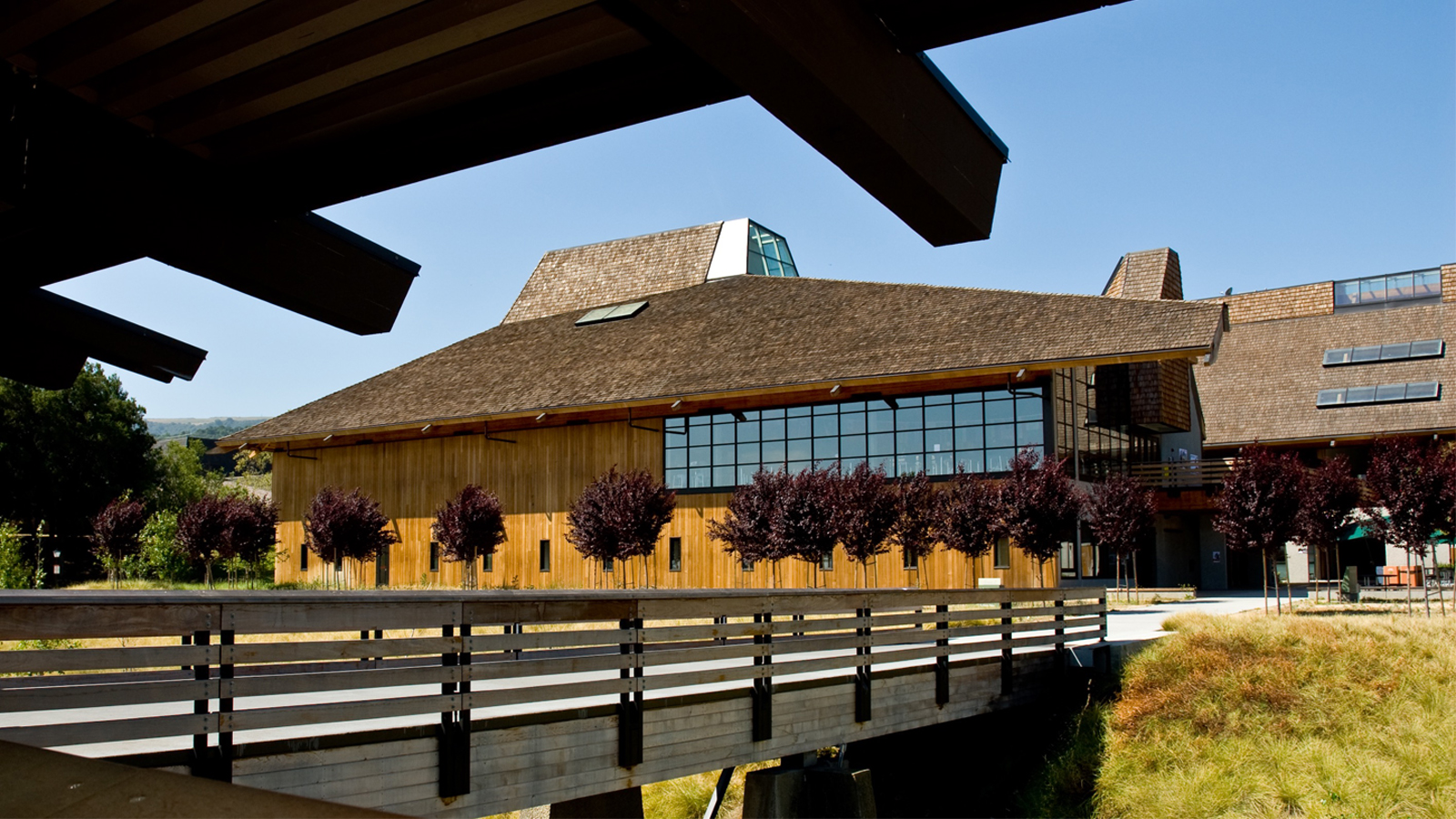 Foothill College building view
